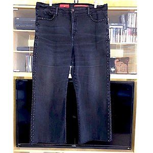 NYDJ  Tummy Tuck Flare Jeans w/Rhinestones SZ 20